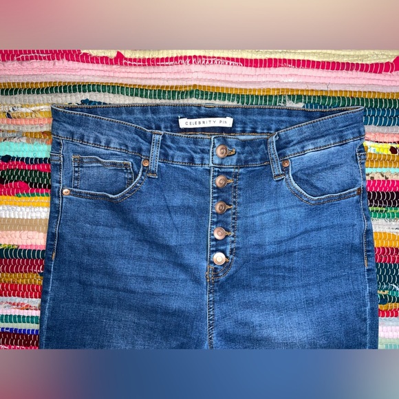 Celebrity Pink Exposed Button Flare Leg High Waist - Picture 7 of 10